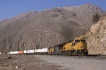 CNW 8606 East climbing Tehachapi